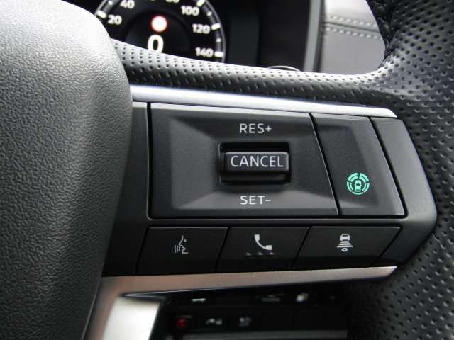 MITSUBISHI OUTLANDER 4WD 2023 Image 31