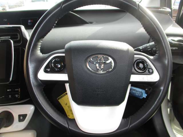TOYOTA PRIUS 2016 Image 31