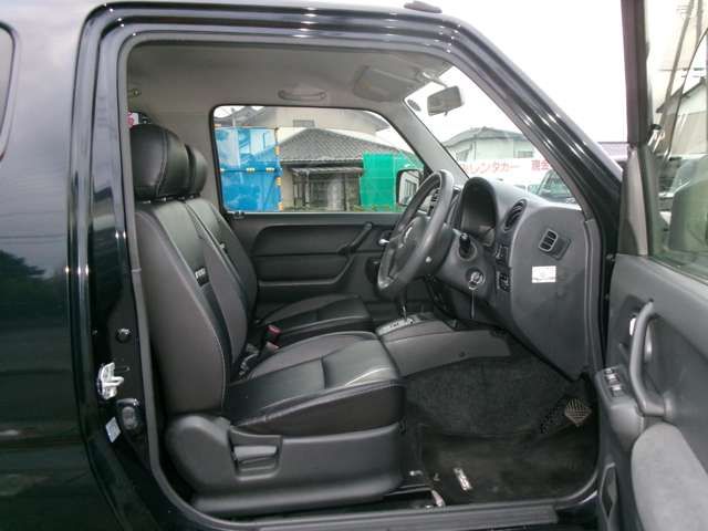 SUZUKI JIMNY 4WD 2012 Image 31