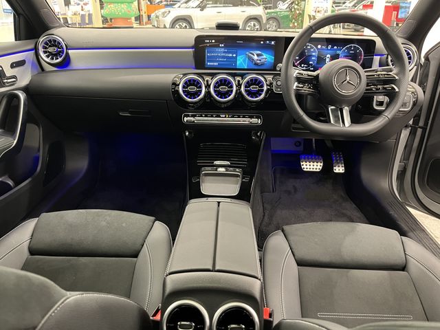 MERCEDES BENZ A CLAS 2025 Image 31