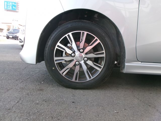 DAIHATSU MOVE CUSTOM 2018 Image 31