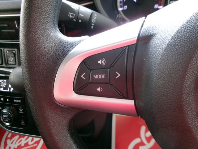 DAIHATSU MOVE CUSTOM 2018 Image 31