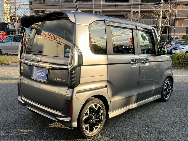 HONDA N BOX CUSTOM 2019 Image 31