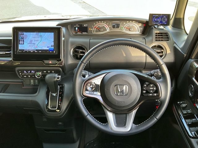 HONDA N BOX CUSTOM 2019 Image 31