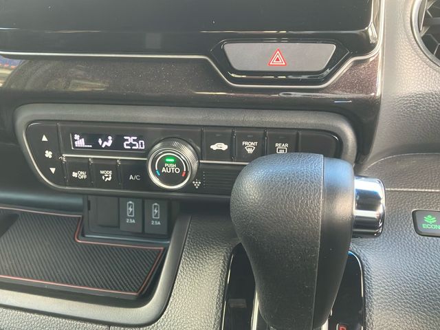 HONDA N BOX CUSTOM 2019 Image 31