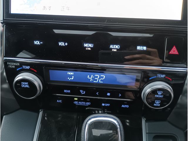 TOYOTA ALPHARD 2017 Image 31