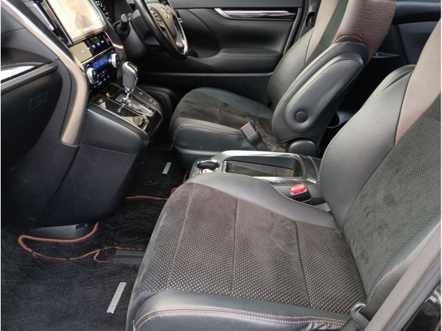 TOYOTA ALPHARD 2017 Image 31