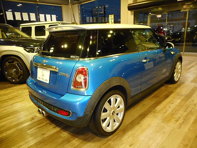 BMW MINI COOPER S 2007 Image 31