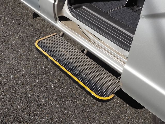 NISSAN NV200 VANETTE VAN 2019 Image 31