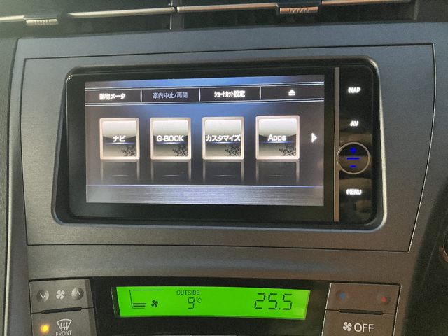 TOYOTA PRIUS 2013 Image 31