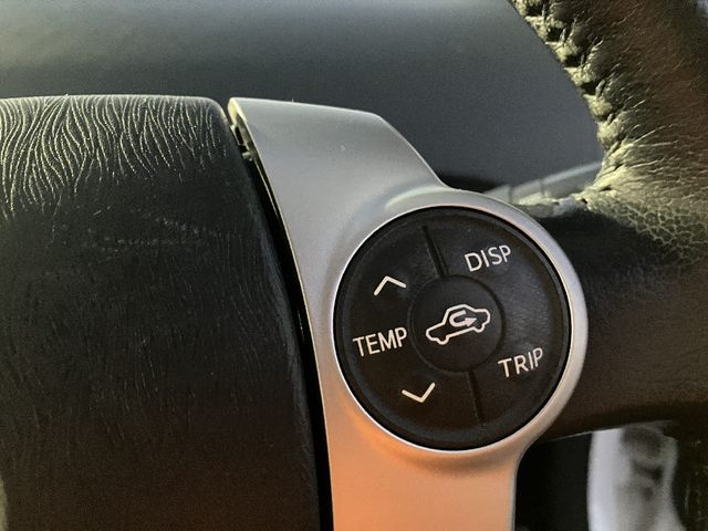 TOYOTA PRIUS 2013 Image 31