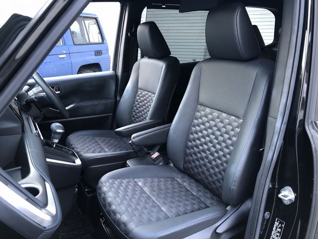 TOYOTA VOXY 2022 Image 31