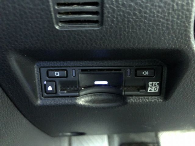 TOYOTA VOXY 2022 Image 31