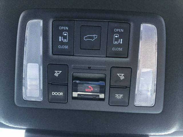 TOYOTA VOXY 2022 Image 31