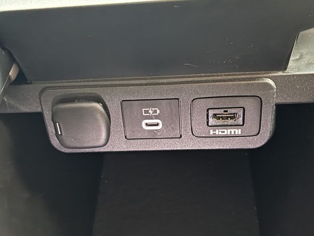 TOYOTA ALPHARD HYBRID 4WD 2024 Image 31