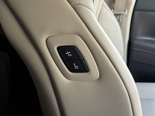 TOYOTA ALPHARD HYBRID 4WD 2024 Image 31