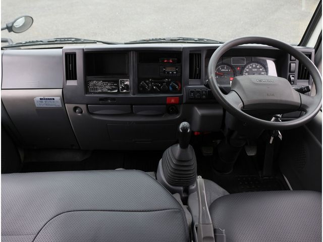 ISUZU ELF 2017 Image 31