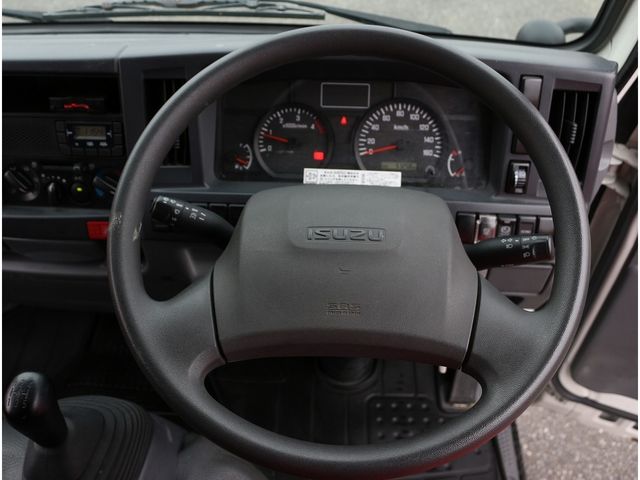 ISUZU ELF 2017 Image 31