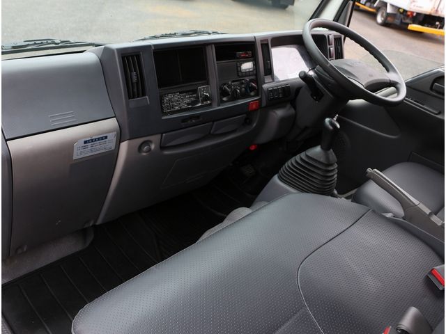 ISUZU ELF 2017 Image 31