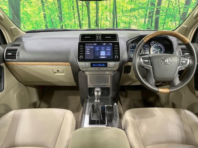 TOYOTA LANDCRUISER PRADO 2022 Image 31