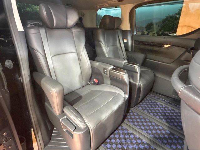 TOYOTA ALPHARD 2022 Image 31
