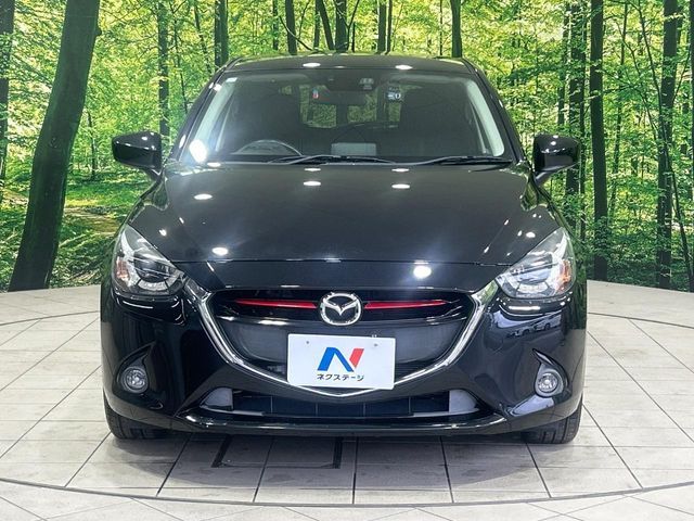 MAZDA DEMIO 2015 Image 31