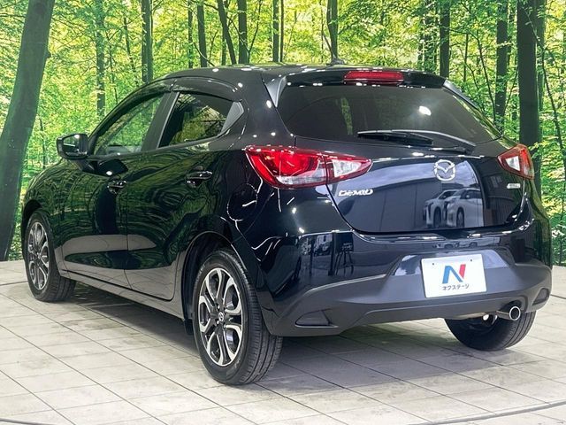 MAZDA DEMIO 2015 Image 31