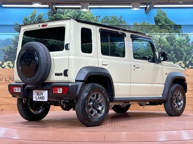 SUZUKI JIMNY NOMADE 2025 Image 31