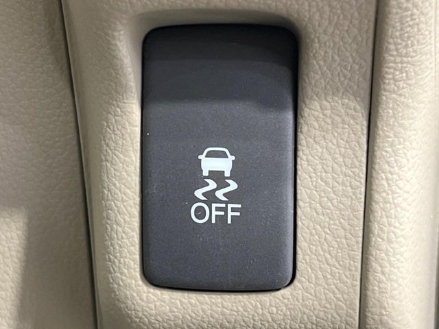 HONDA N BOX 2013 Image 31