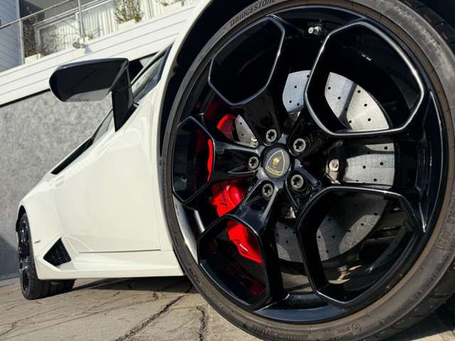 LAMBORGHINI HURACAN 2016 Image 31