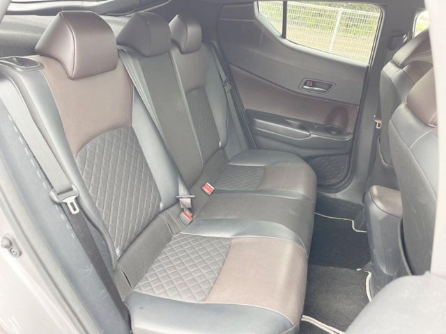 TOYOTA C-HR 2018 Image 31