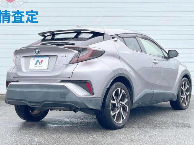 TOYOTA C-HR 2018 Image 31