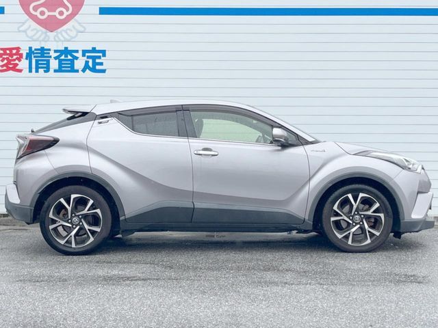 TOYOTA C-HR 2018 Image 31