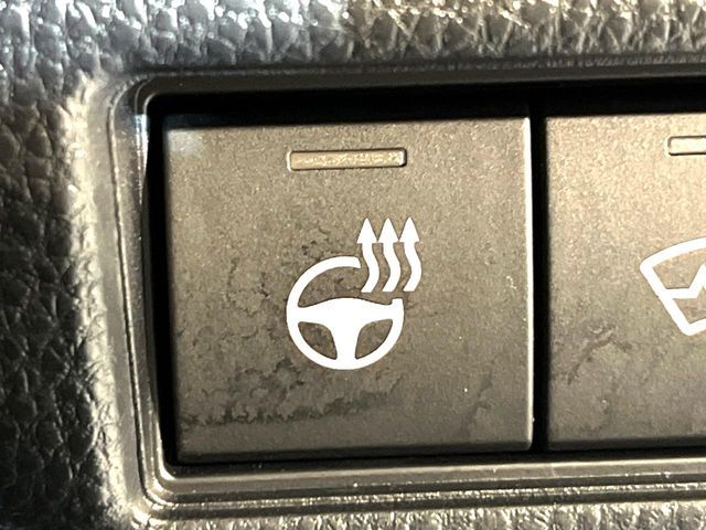 TOYOTA PRIUS 4WD 2025 Image 31