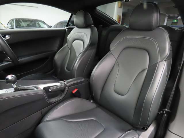 AUDI TT RS PLUS COUP 2014 Image 31