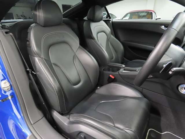 AUDI TT RS PLUS COUP 2014 Image 31