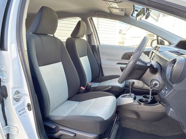 TOYOTA AQUA 2013 Image 31