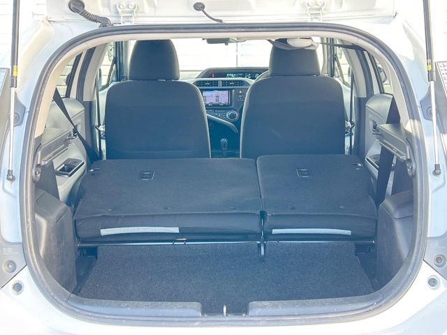 TOYOTA AQUA 2013 Image 31