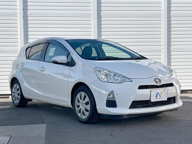 TOYOTA AQUA 2013 Image 31