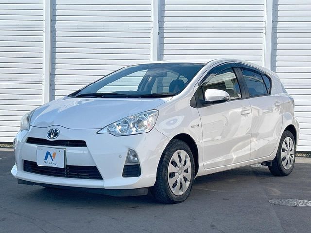 TOYOTA AQUA 2013 Image 31