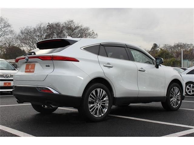 TOYOTA HARRIER HYBRID 2022 Image 31