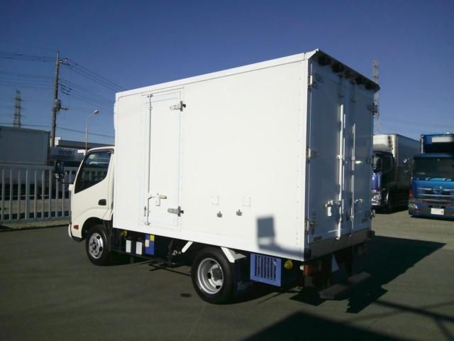 HINO DUTRO 2019 Image 31