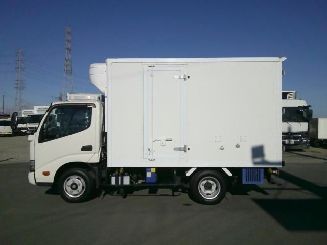HINO DUTRO 2019 Image 31