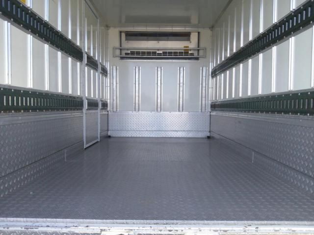 HINO DUTRO 2019 Image 31