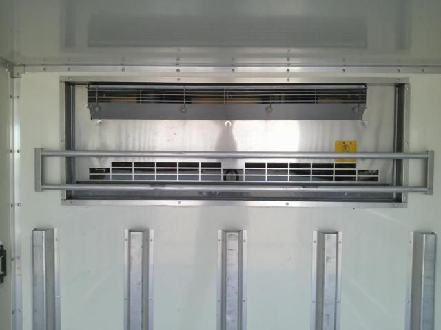 HINO DUTRO 2019 Image 31