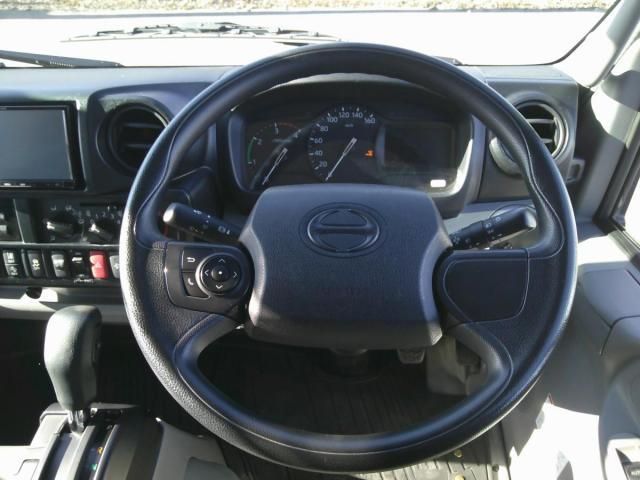 HINO DUTRO 2019 Image 31