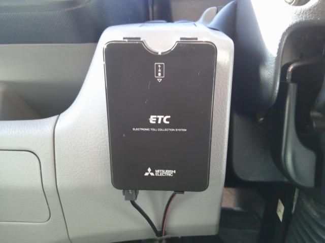 HINO DUTRO 2019 Image 31