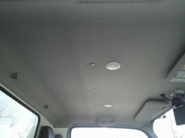 HINO DUTRO 2019 Image 31