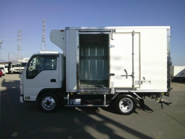 ISUZU ELF 2013 Image 31