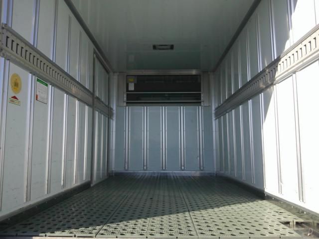 ISUZU ELF 2013 Image 31